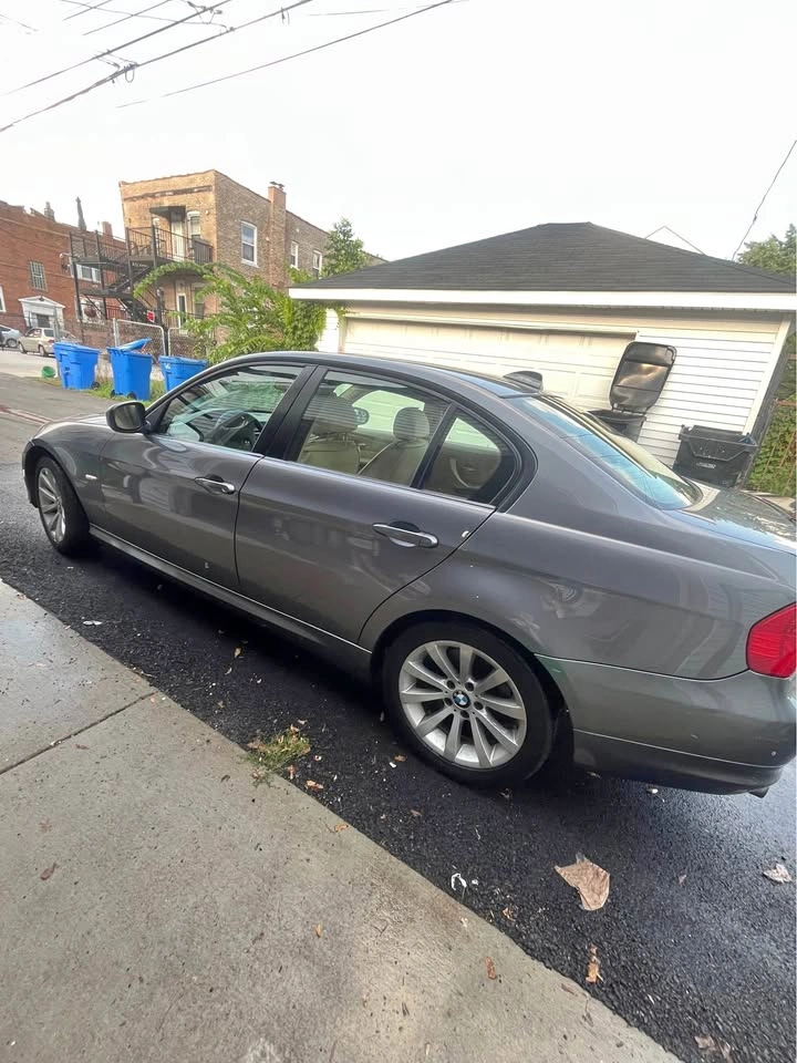 2011 BMW 3 Series · 328i Sedan 4D