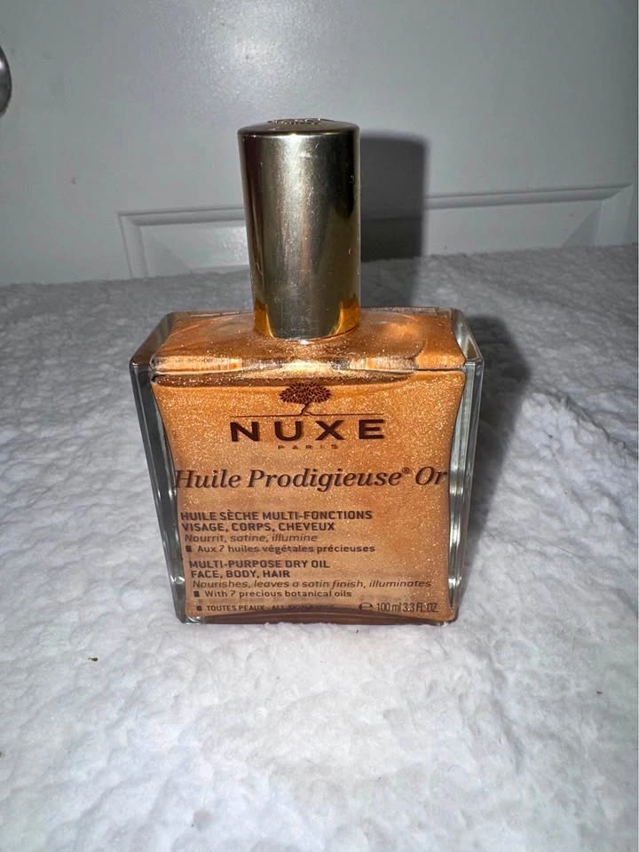 Nuxe shimmer oil