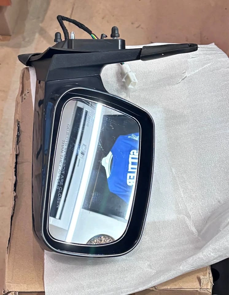 Passenger side mirror for 2007–2011 Toyota Camry or Camry Hybrid