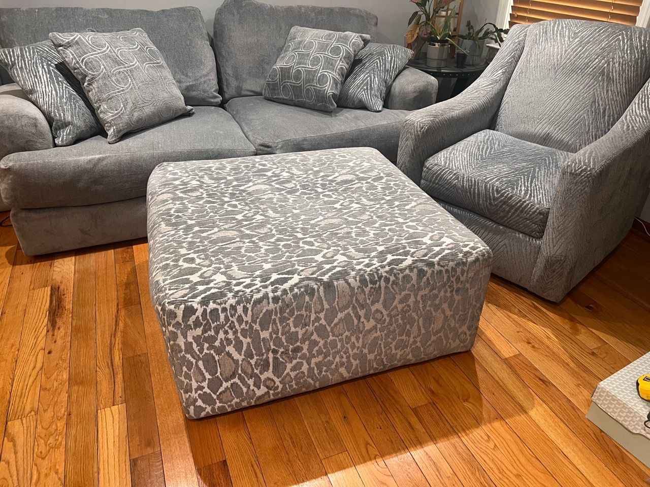Sofa set  $500 OBO - photo 4