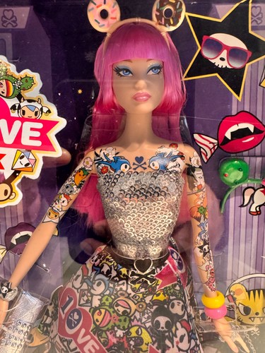 2014 Tokidoki Barbie 10th Anniversary Black Label Doll BNIB - photo 5