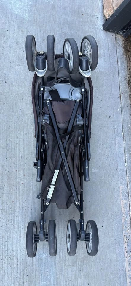 Chicco baby stroller foldable double wheel (easy Drive) - photo 4