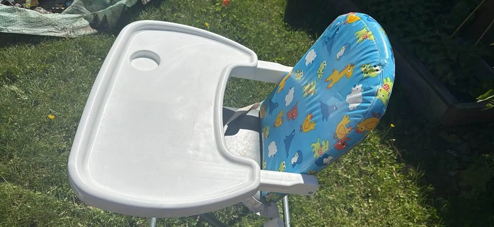 Baby high chair (clean and sturdy) no holds - photo 4