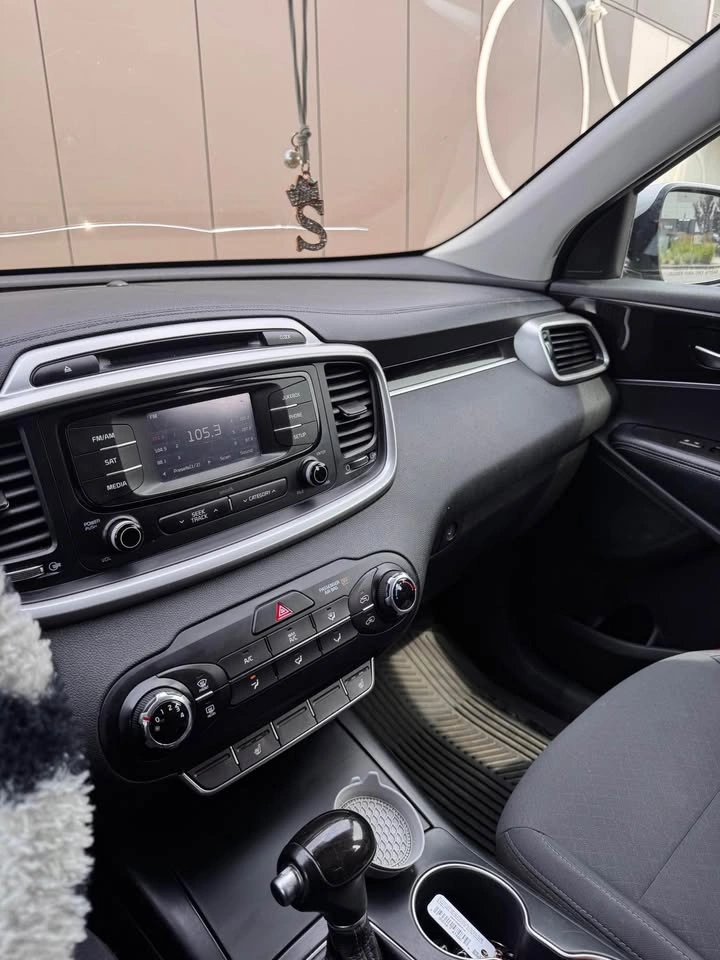 2016 Kia Sorento - photo 5