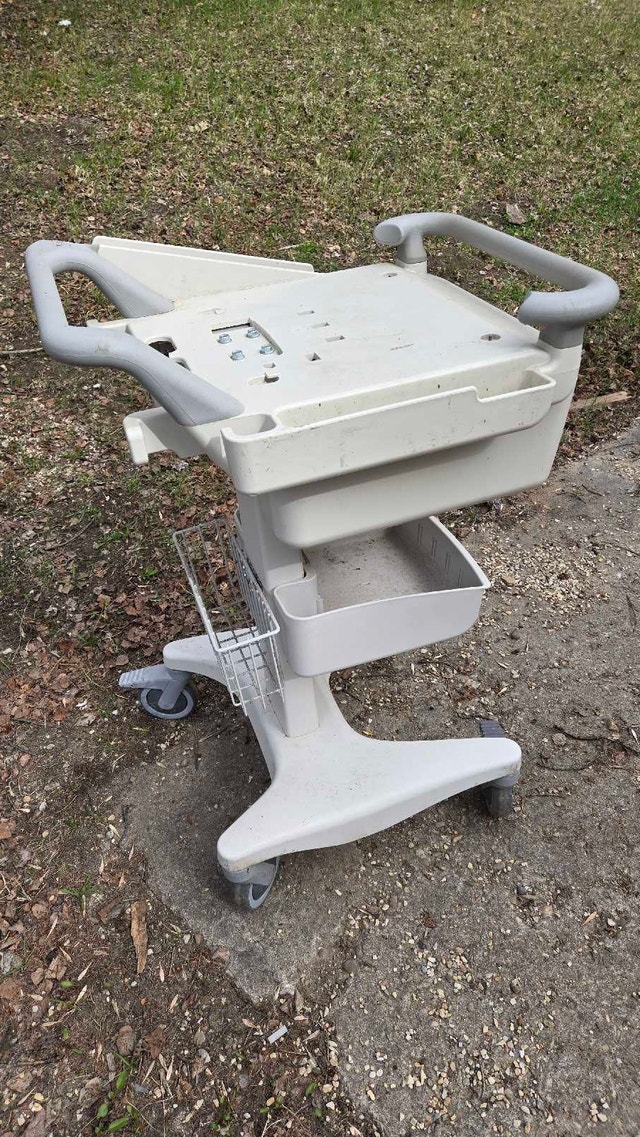 Power Tool Cart 21x24x34 inch ex Medixal - photo 3