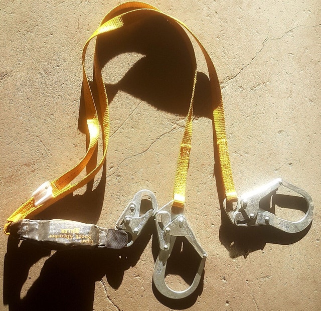 2016 Titan Web 6' Shock-Absorbing Double-Leg Lanyard