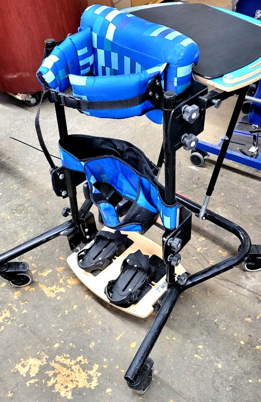 Size 2 LECKEY FreeStander Upright Stander with tray - photo 2