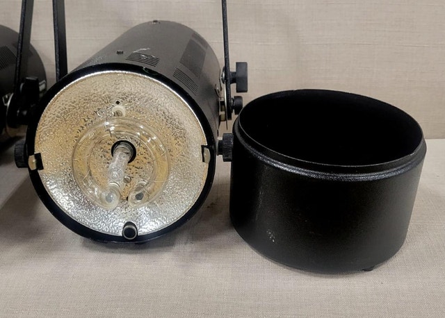 2 x analog Bowens Mono Silver Plus Studio - 200W, fast recharge - photo 4