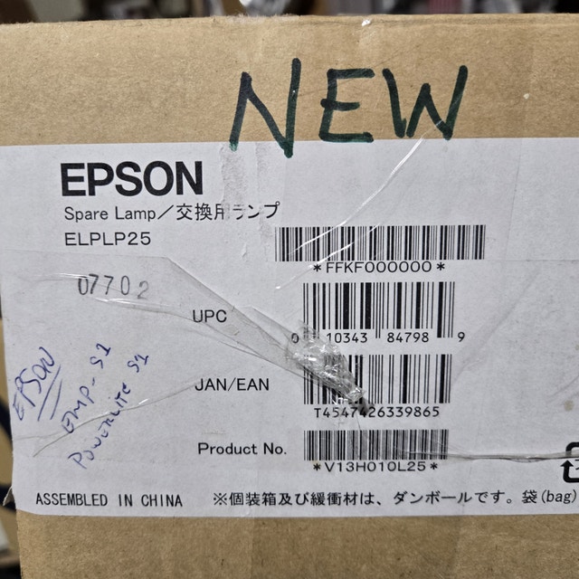 NEW 130W Epson ELPLP25 Projector Lamp with Module - photo 2