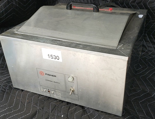 Fisher Sci Versa Water Bath +/- temp 12x12x8 Inch