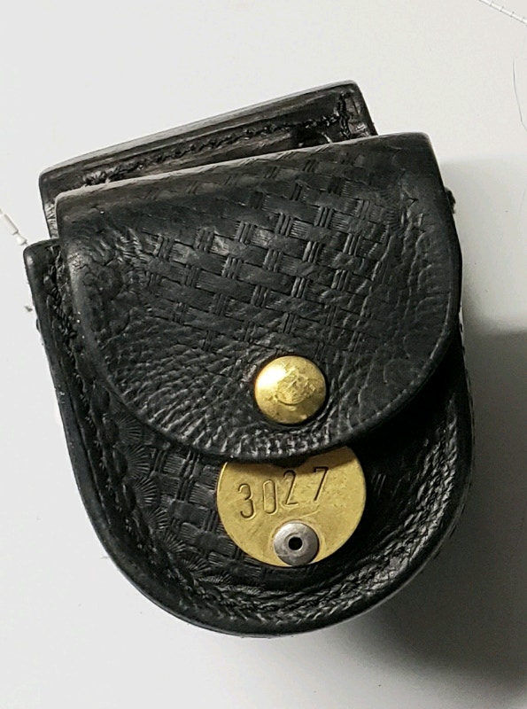 4x Leather Handcuff Ammo Belt Pouch US made black