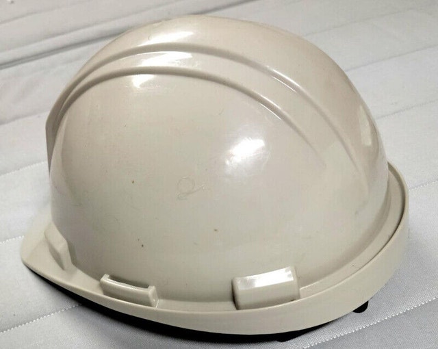 Medium Large Lined Hard Hats - North or Bullard - photo 3