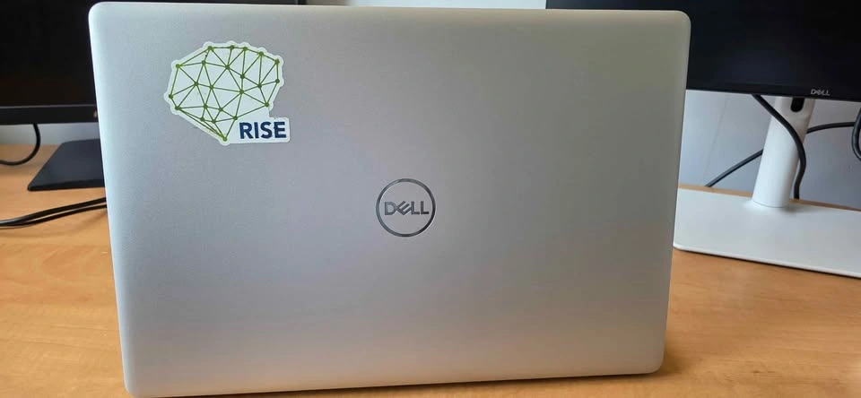 Dell Inspiron 15 (15.6" Touchscreen) | Intel i5 8th Gen / 8GB RA - photo 4