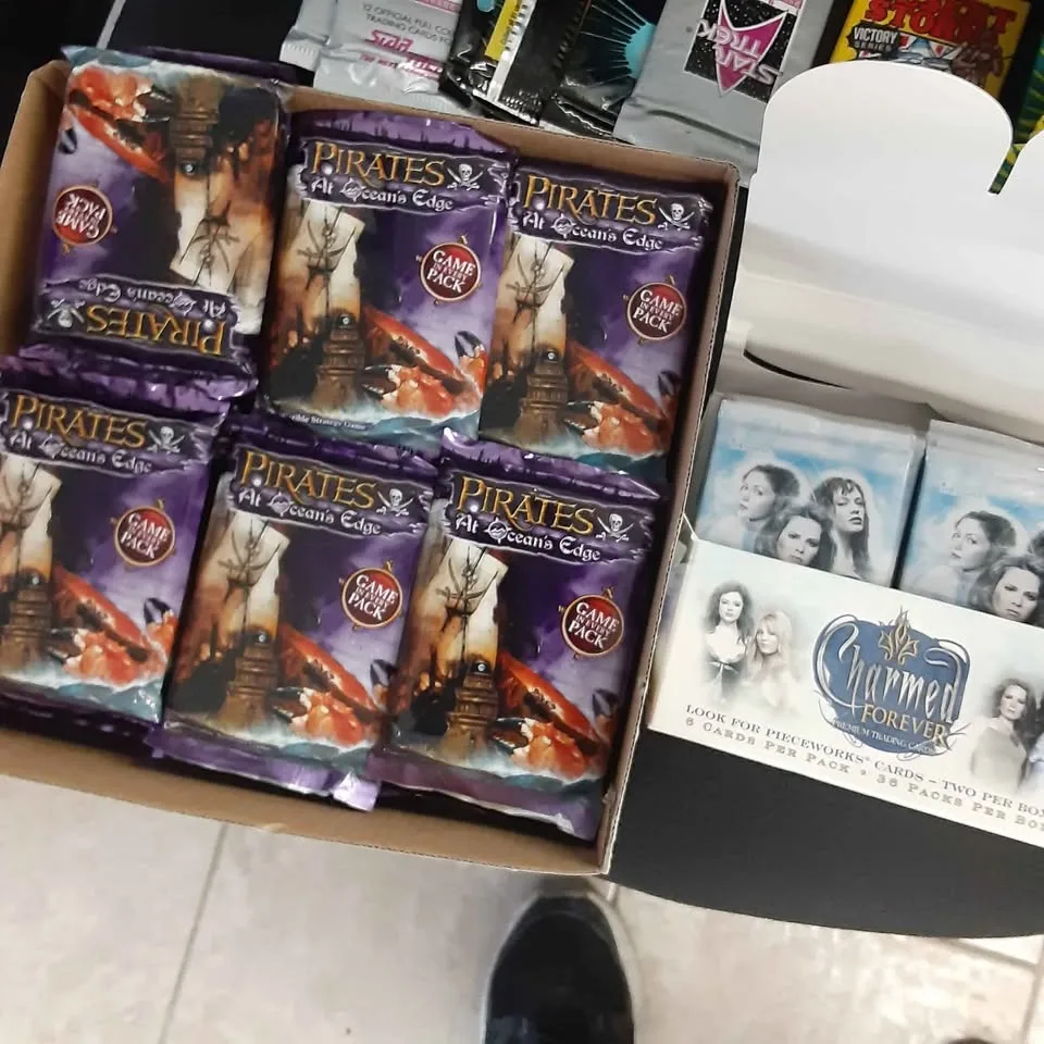 Trading cards image indicator(2)