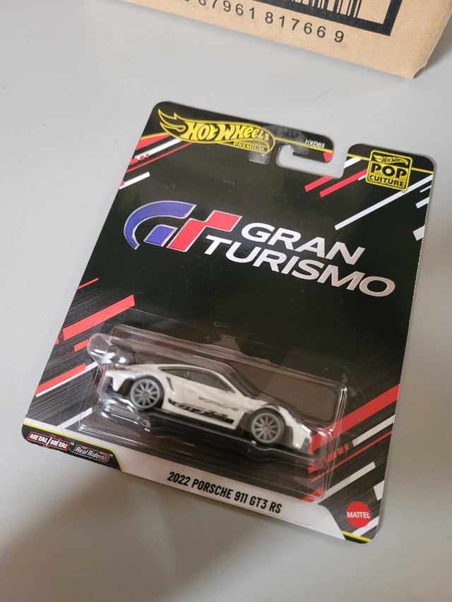 Hot Wheels 2022 Porsche 911 GT3 RS