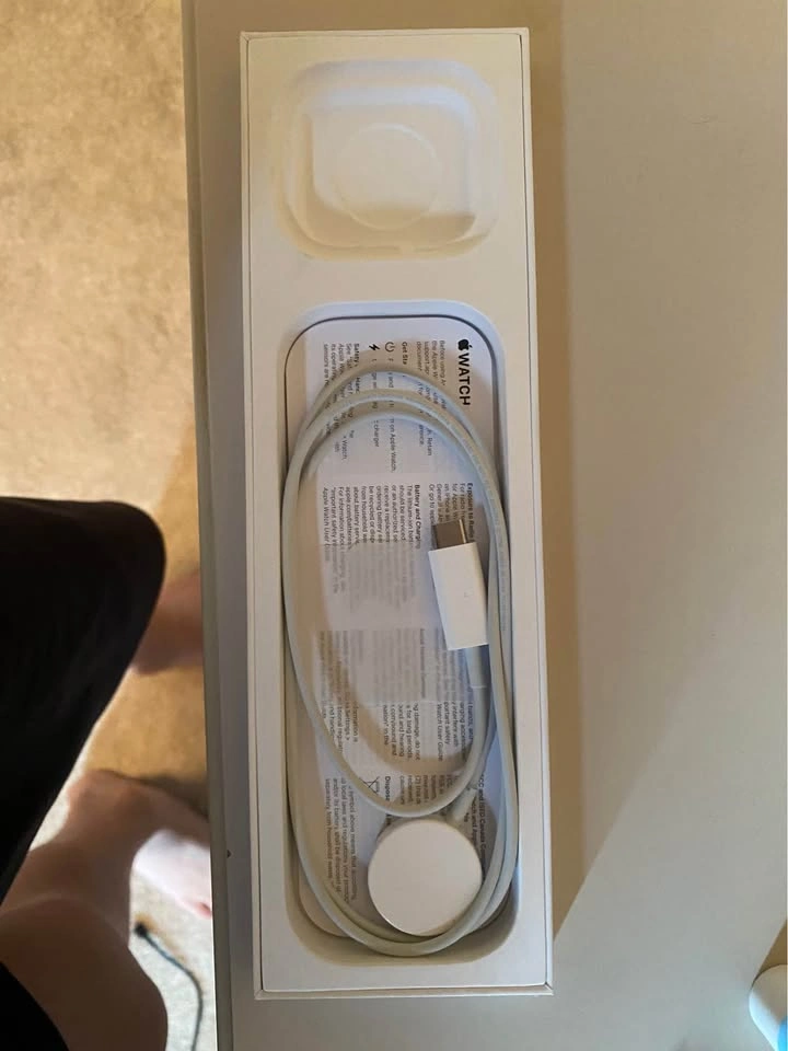 Apple Watch SE 2nd gen 44mm - photo 3