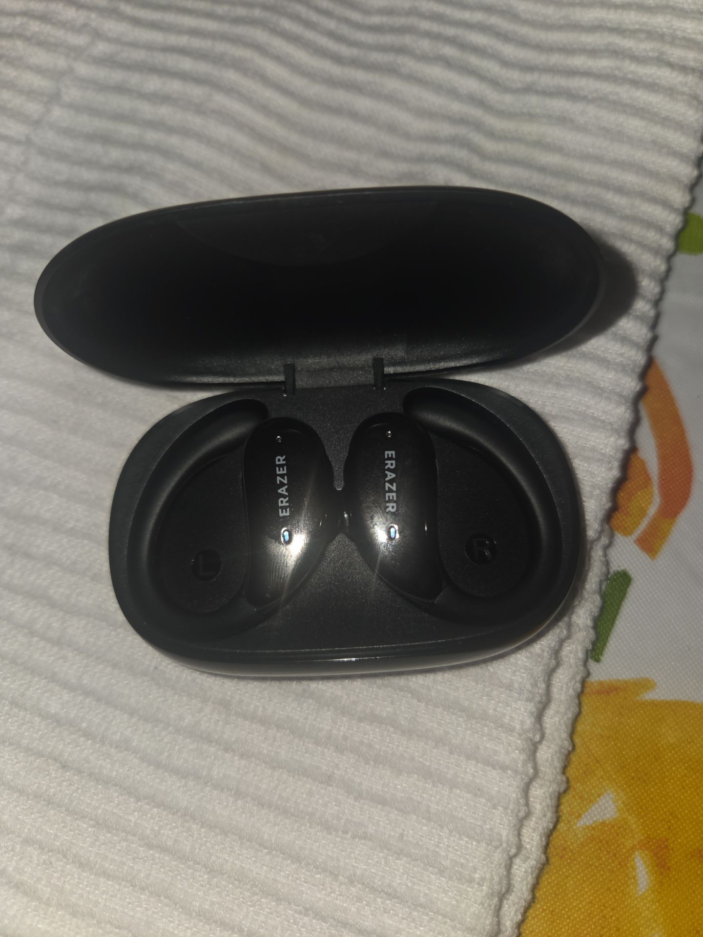 Erazer Bluetooth earbuds