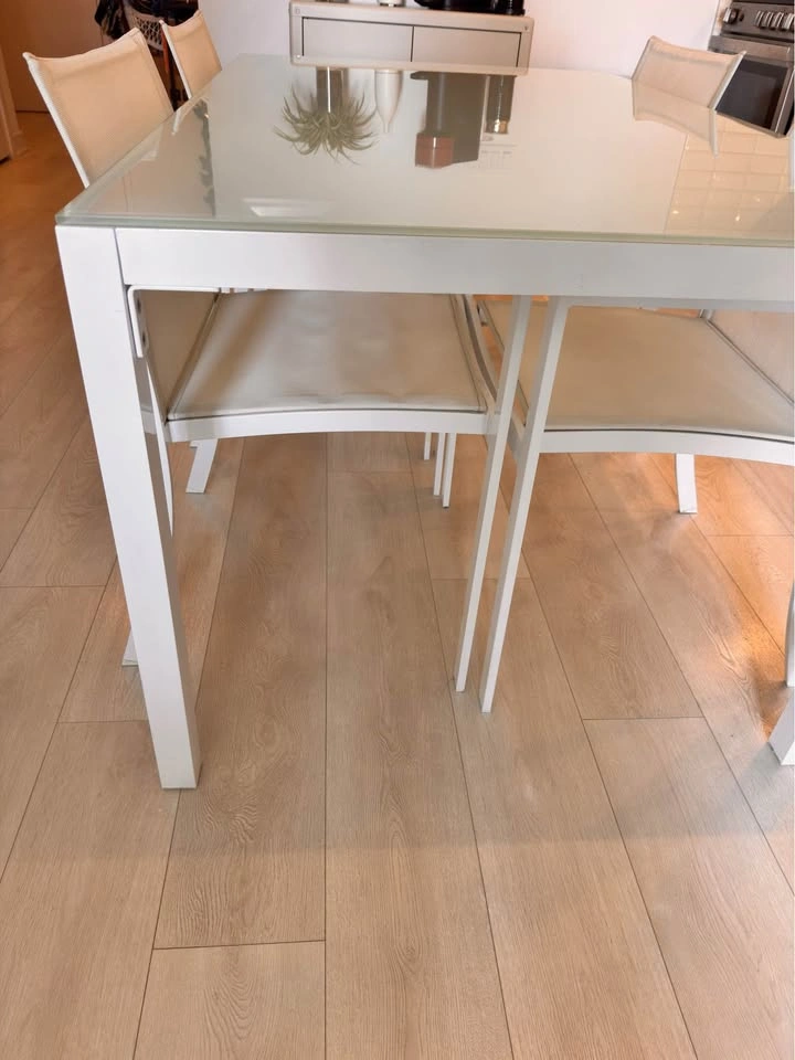 White Frosted Glass Dining Table with 4 Chairs - photo 3