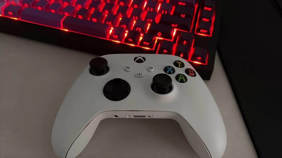 XBOX SERIES S 512GB - Trade for iPad 10th Gen or A16 - photo 3