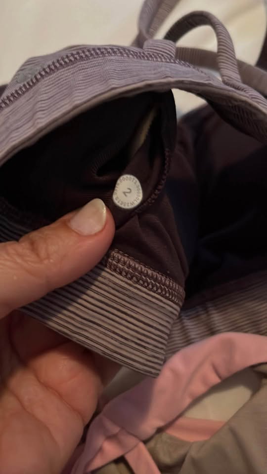 Lululemon sport bra size 2 - photo 5