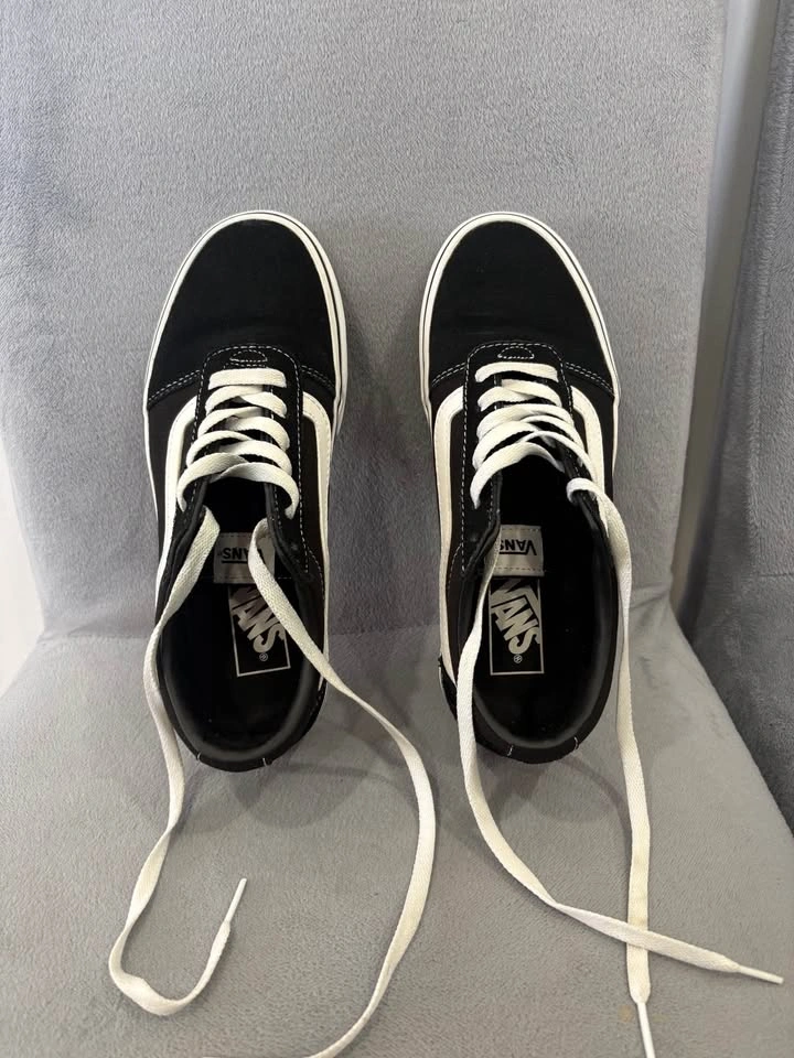 Vans Old Skool Sneakers Women’s Size 8 - photo 4