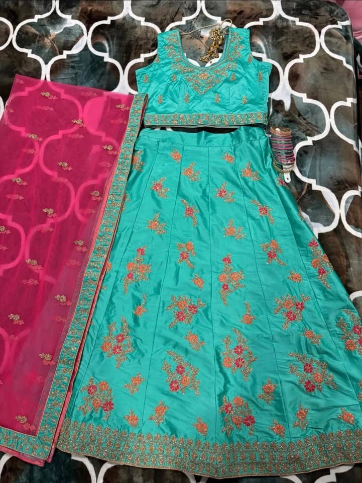 Party Wear Aqua Lehenga with Matching Bangles - photo 2