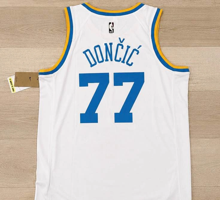 Nike Luka Doncic Los Angeles Lakers NBA Jersey #77 - photo 3