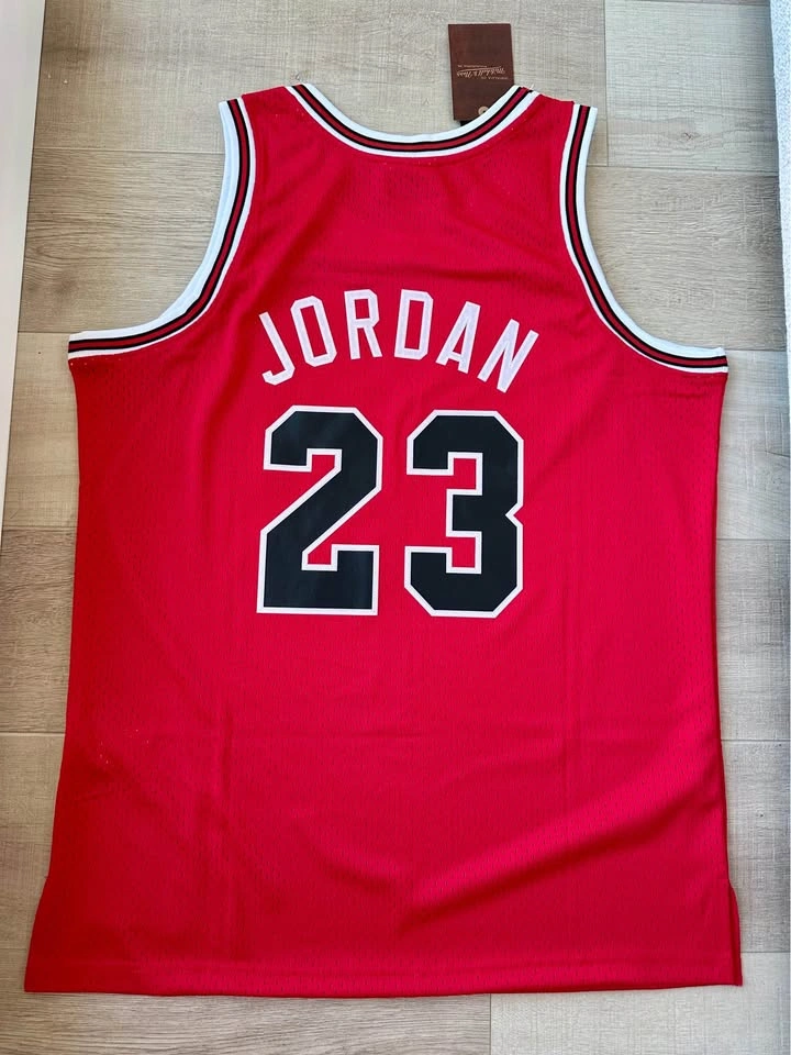 Hardwood Classic Michael Jordan Bulls Jersey Brand New - photo 3