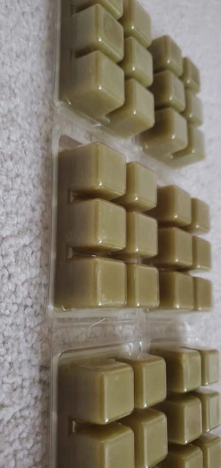 AmbiEscents Scented Wax Cubes - Pine Wreath & Sugar Pine (10 Pac - photo 5
