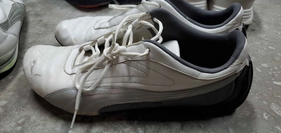 2 Sets of Used Puma White Leather Sneakers - photo 4