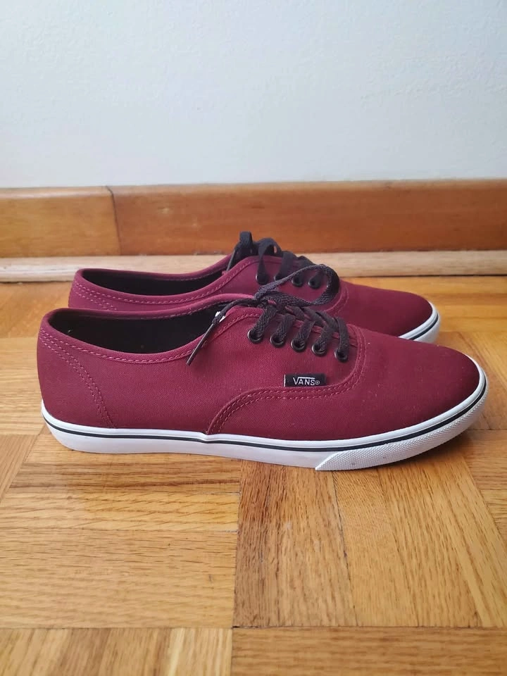 Vans Shoes - Unisex (Size 5.5 Men's; 7 Women's) - photo 2