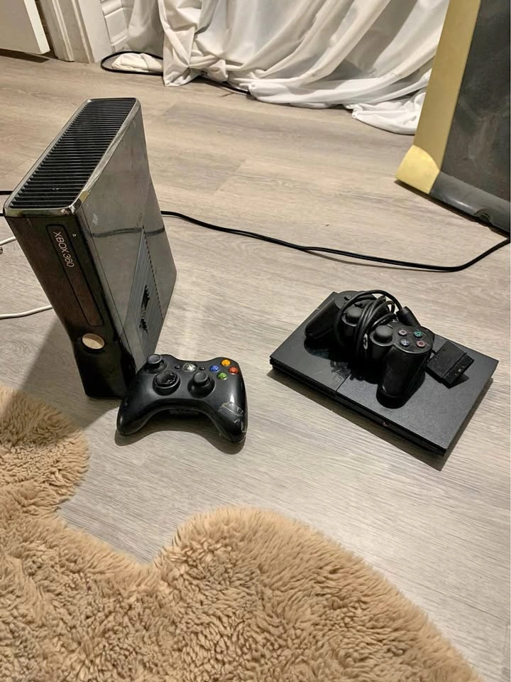Xbox 360 S and PlayStation 2 Slim Bundle