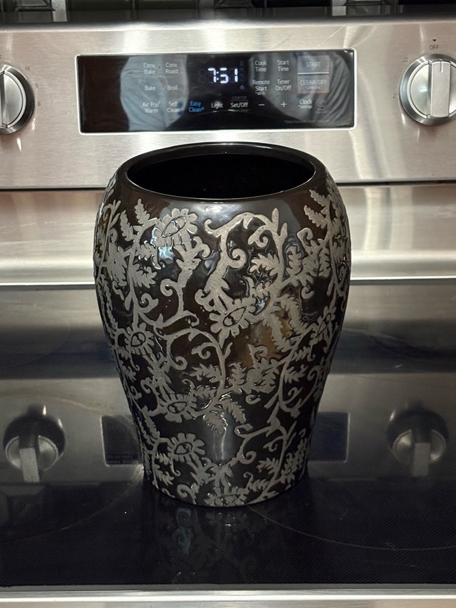 Decorative Charcoal Ceramic Vase with Botanical Pattern - photo 3