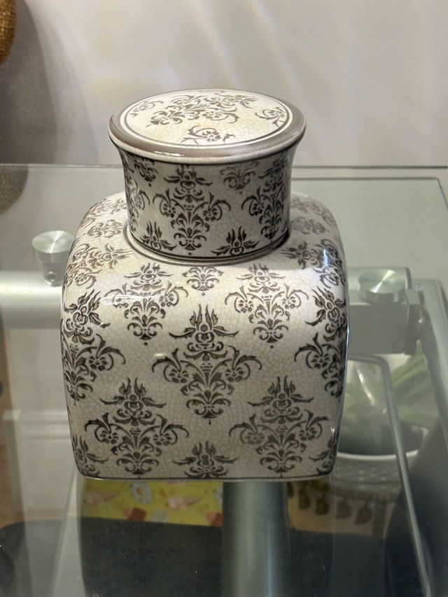 Vintage Crackle Glaze Floral Ceramic Ginger Jar with Lid - photo 3