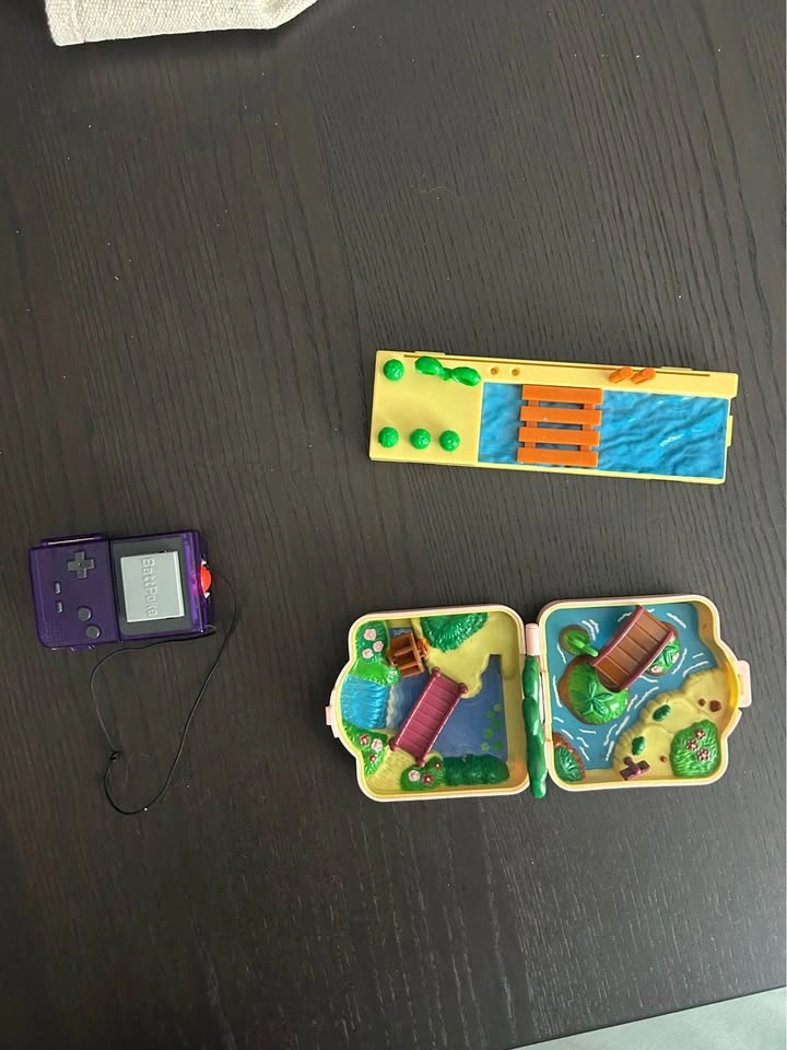 Vintage Pokémon Mini Figure Lot with Lunch Bag and Playsets - photo 3