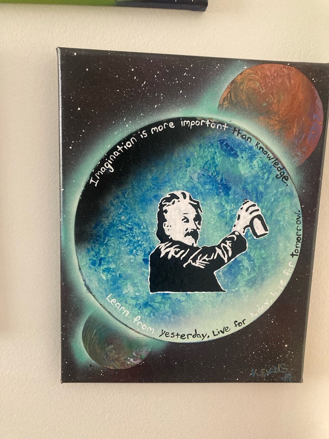 spray paint art on canvas - photo 4