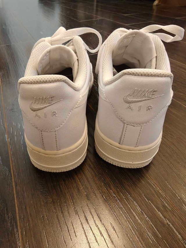 Nike Air Force 1 Sneakers (LIKE NEW) - photo 4
