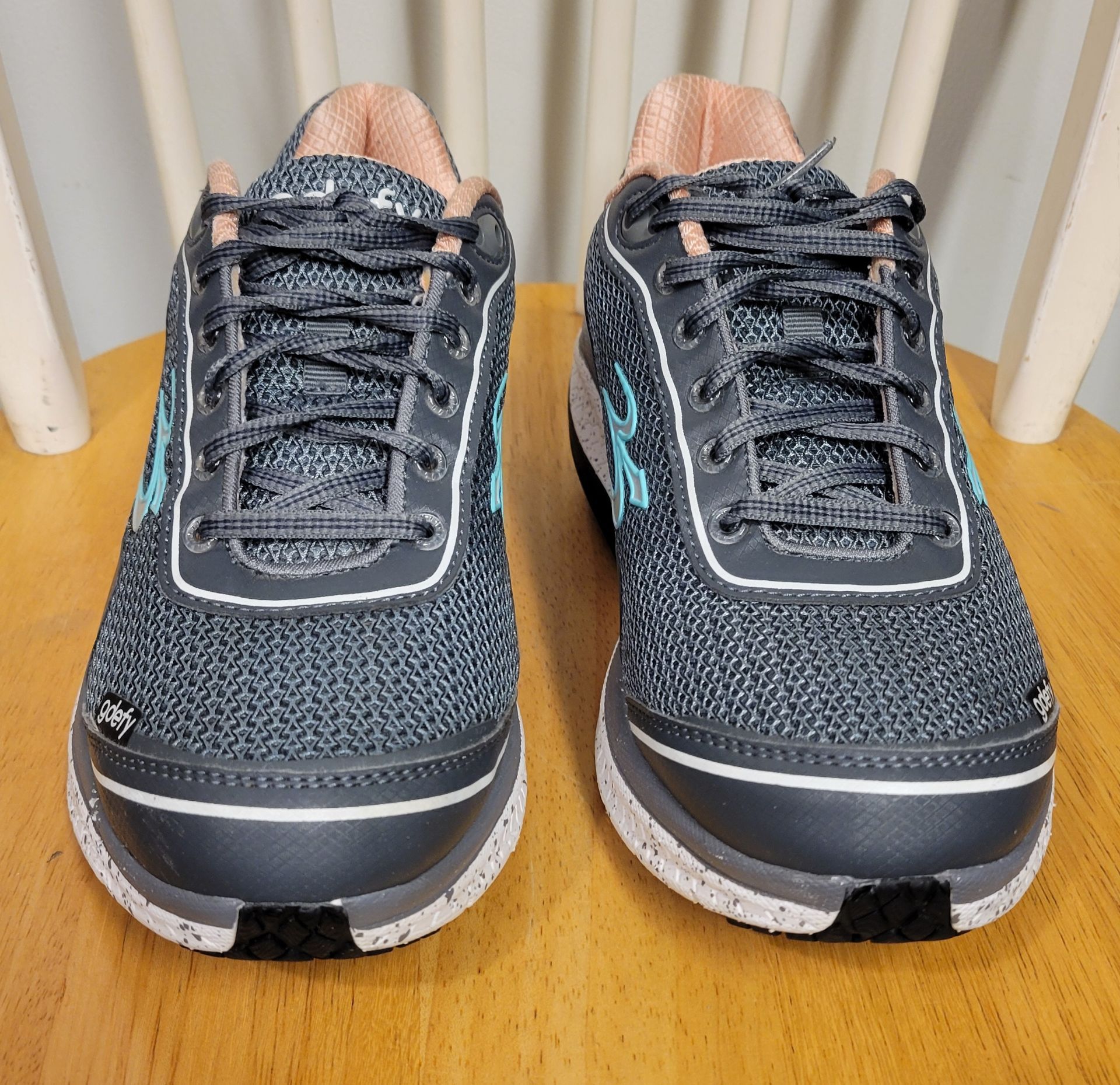 Gravity Defyer Gdefy Mighty Women's Gray Walking Shoes Size 10 - photo 3
