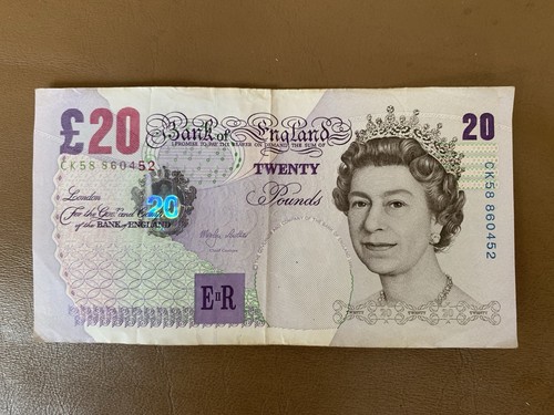 Old Great Britain Bank of England £20 pounds Note Queen Elizabet