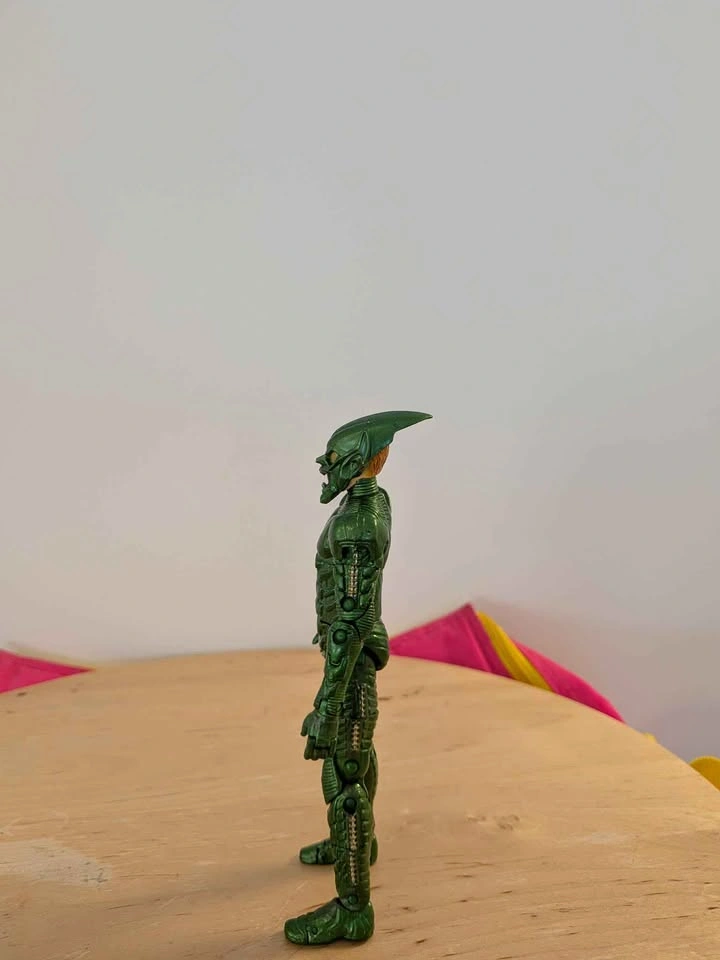 Vintage 2002 Toy Biz Spider-Man Movie Green Goblin Action Figure - photo 3