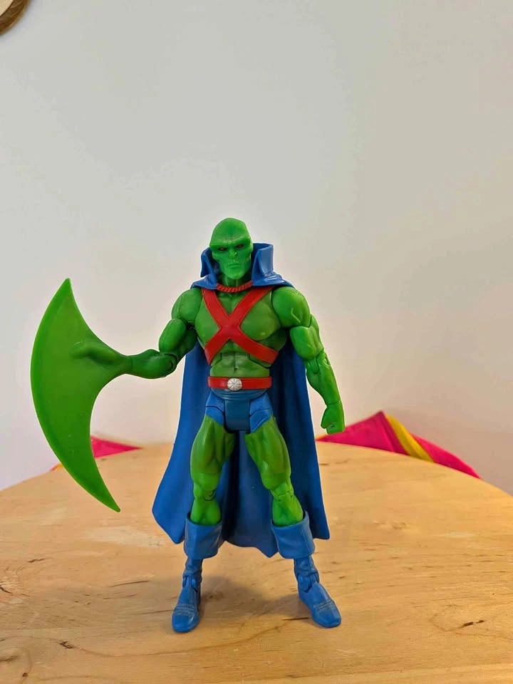 Mattel 2010 DC Universe Martian Manhunter Action Figure