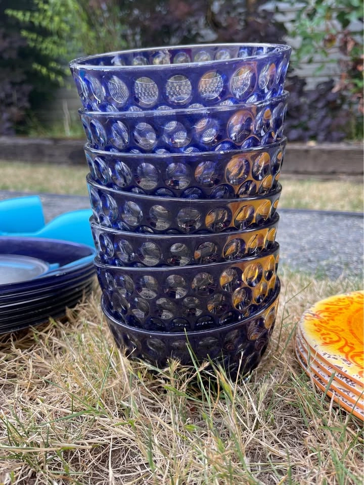Colorful Assorted Dinnerware Set-Camping, Picnic - photo 3