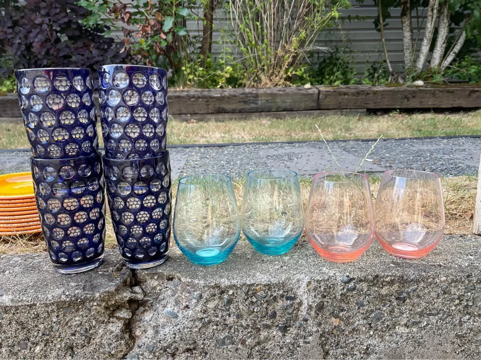Colorful Assorted Dinnerware Set-Camping, Picnic - photo 5