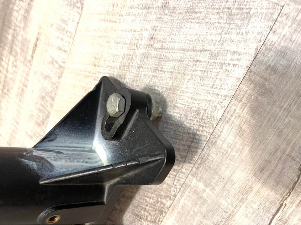 Pair of Black Plastic Mounts Brackets-Bose 802 Speakers - photo 4