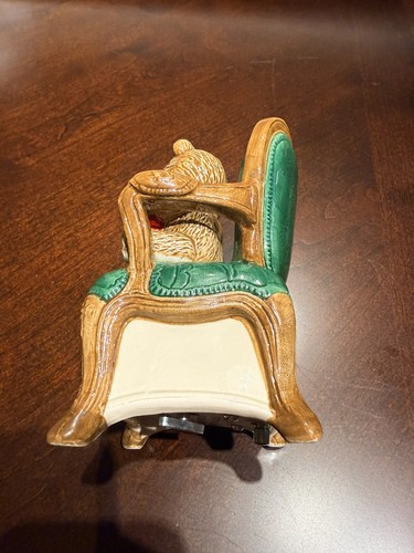 Vintage Otagiri Japan Teddy Bears with Hearts Music Box