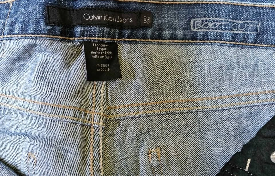Calvin Klein Jeans Men’s Bootcut Denim Jeans Size 33 - photo 3