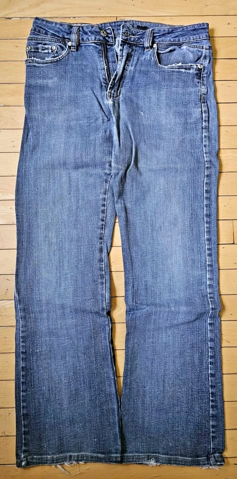 Buffalo Game-K Men’s Distressed Bootcut Denim Jeans Size 32