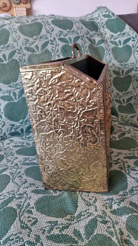Vintage Brass Embossed Magazine Rack Tavern Scene