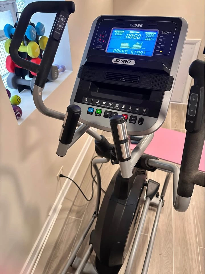 Elliptical - Gym Quality✨Like new - photo 3
