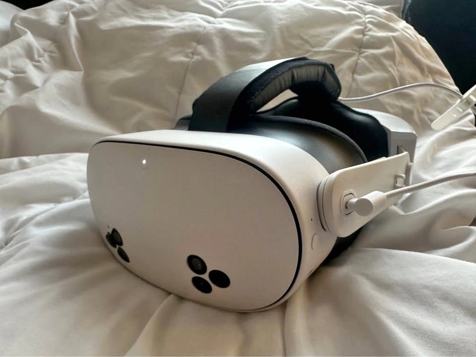 Meta quest 3s + head strap